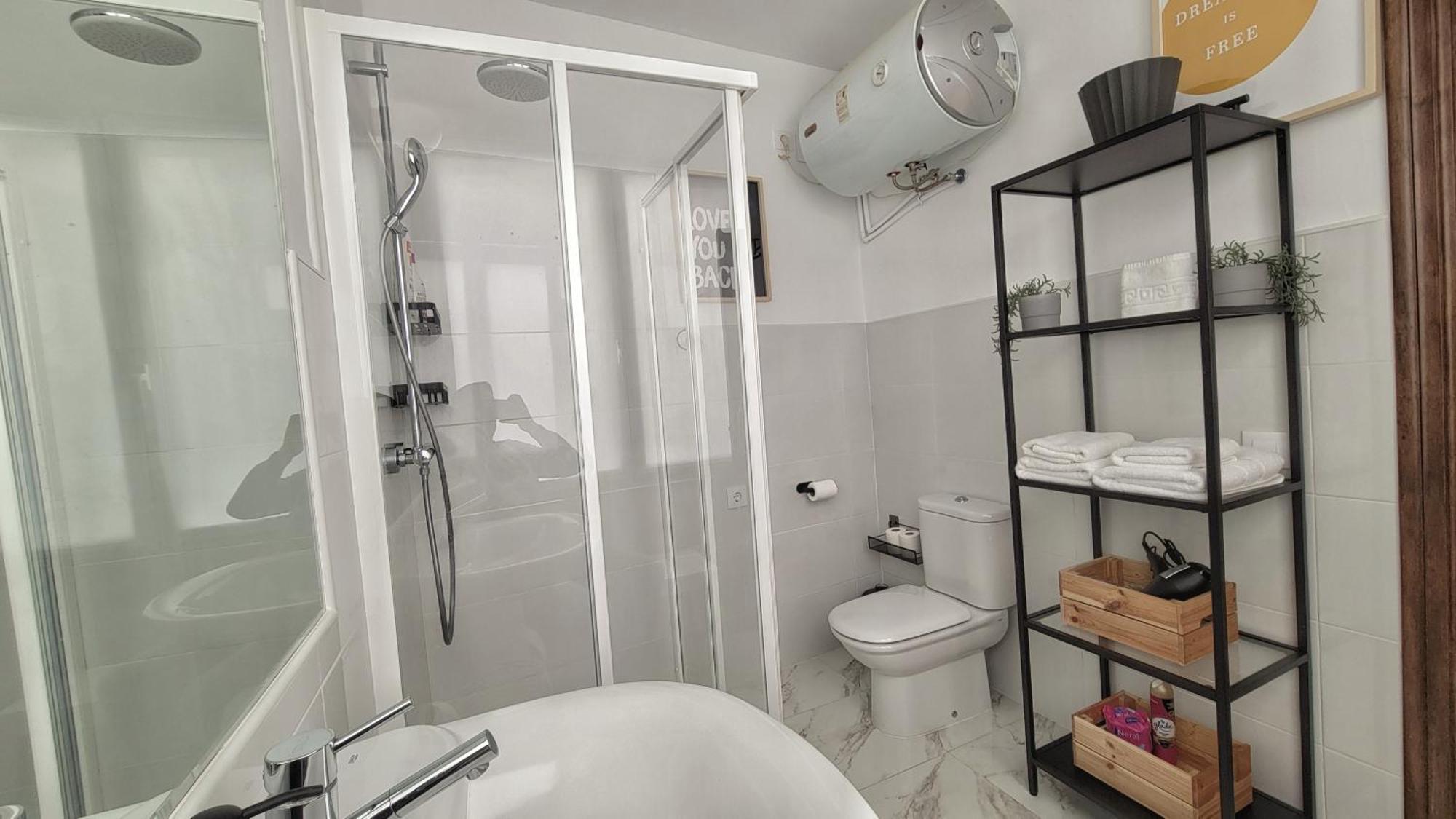 Buhardilla Centrica Para Parejas อาโร ภายนอก รูปภาพ